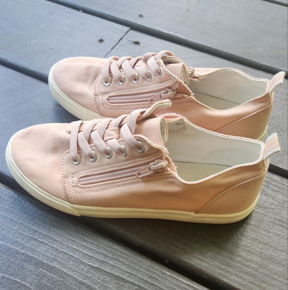 Cat & Jack Pink Sneakers Low-Top Suede